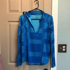 1/2 zip athletic shirt